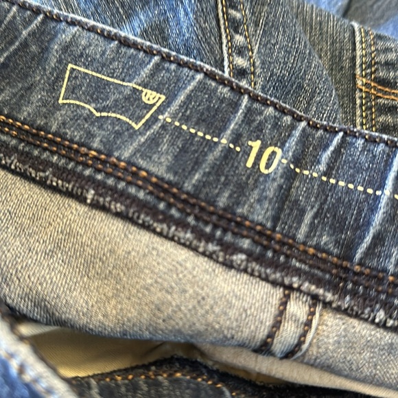 Levi’s Perfectly Slimming Tummy Control Pull On Skinny Jeans 10M - Picture 5 of 13